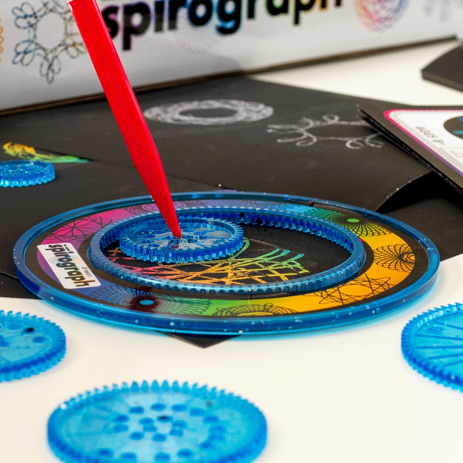 Spirograph Scratch & Shimmer Spirograph
