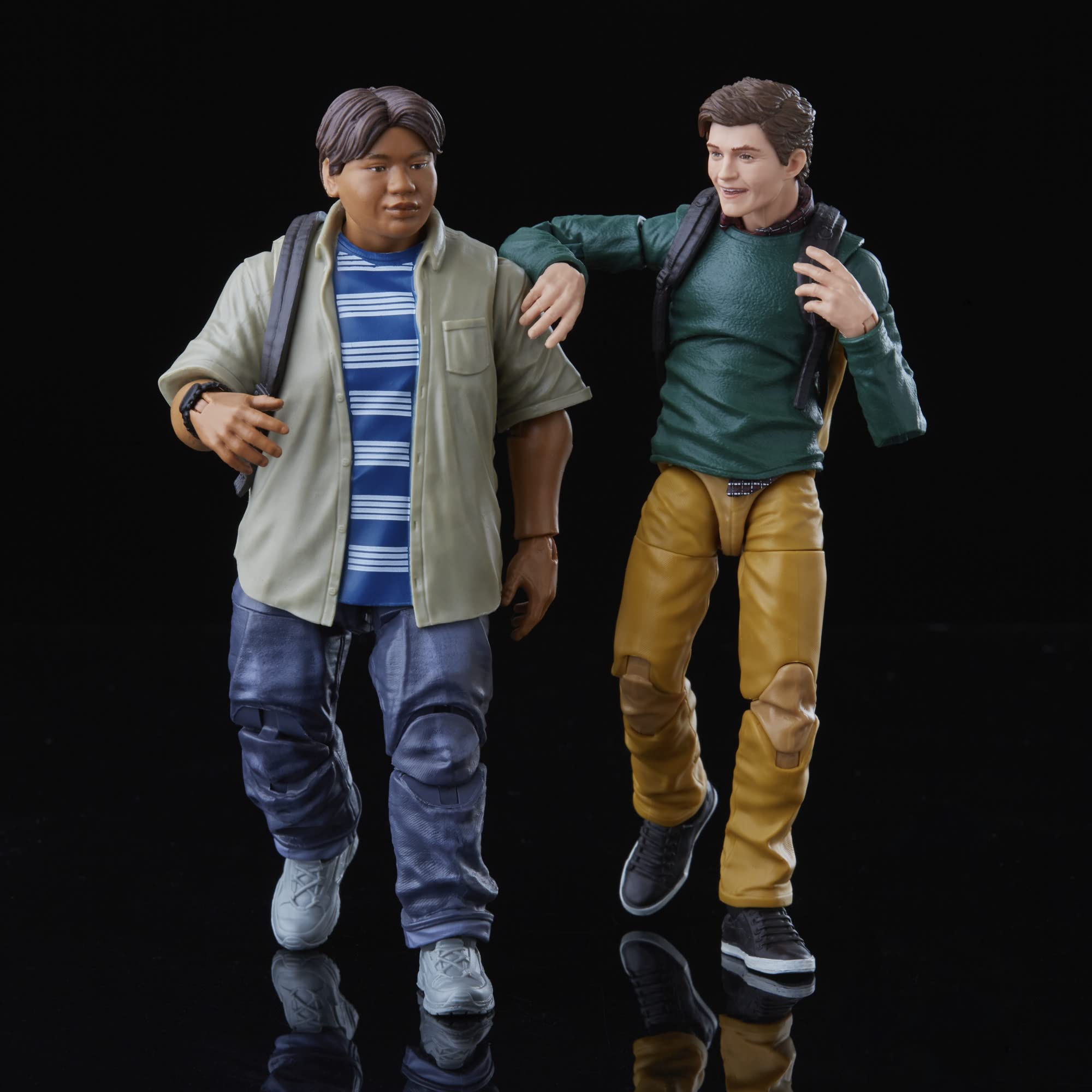 Hasbro Spider-Man Homecoming Marvel Legends Ned Leeds and Peter Parker Hasbro