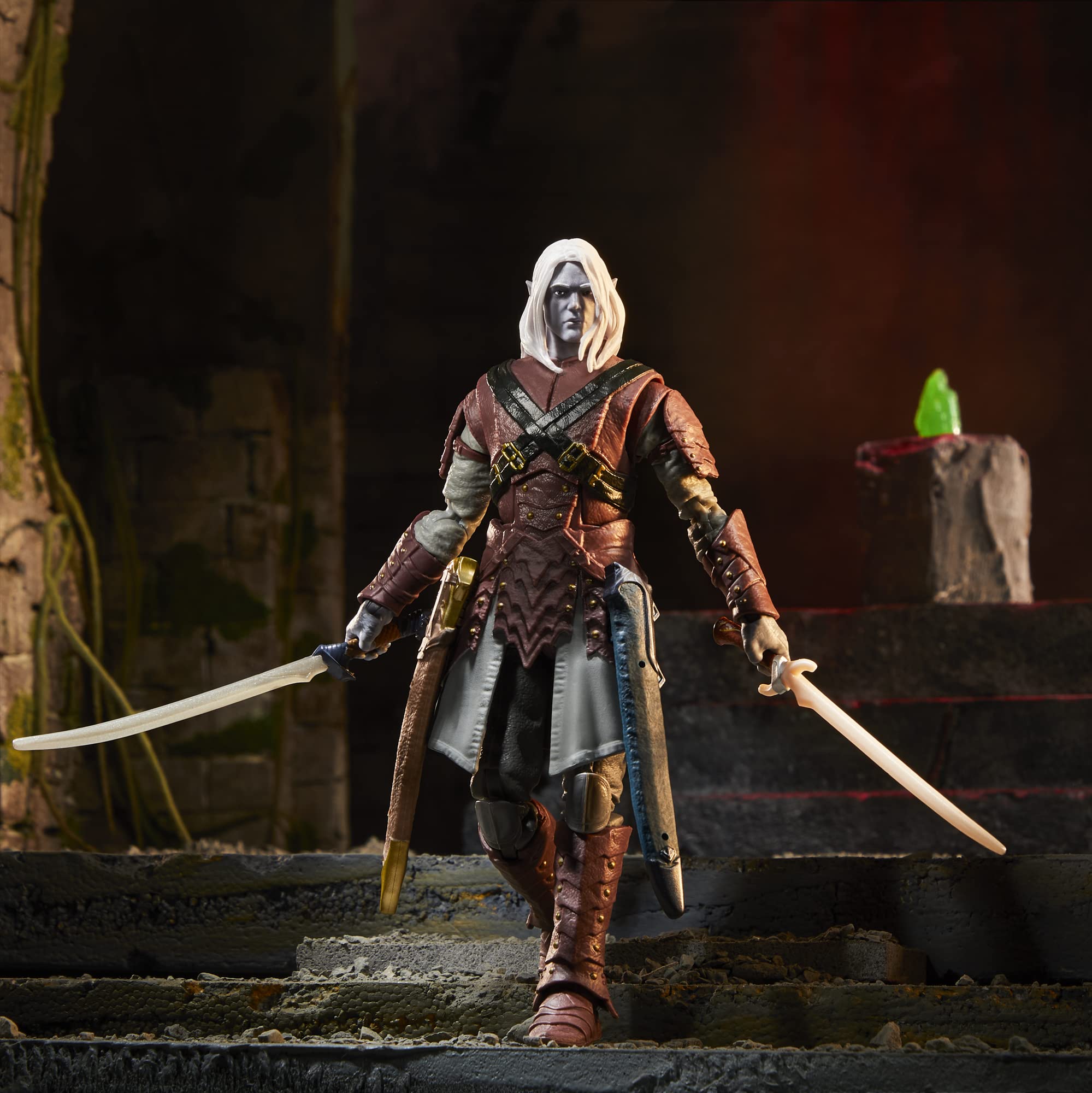 Dungeons & Dragons R.A. Salvatore's The Legend of Drizzt Golden Archive 6" Scale Drizzt Action Figure Dungeons & Dragons
