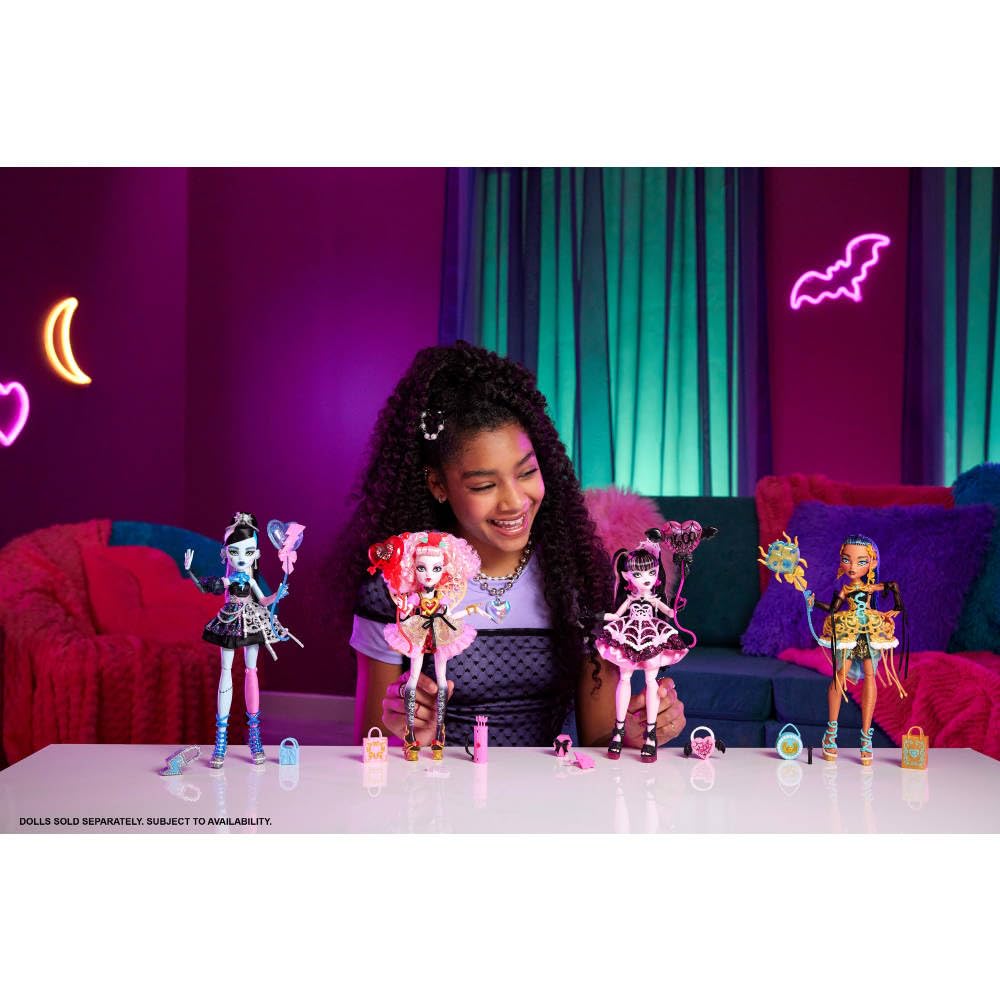 Mattel Monster High Scary Sweet Birthday Cleo De Nile Doll