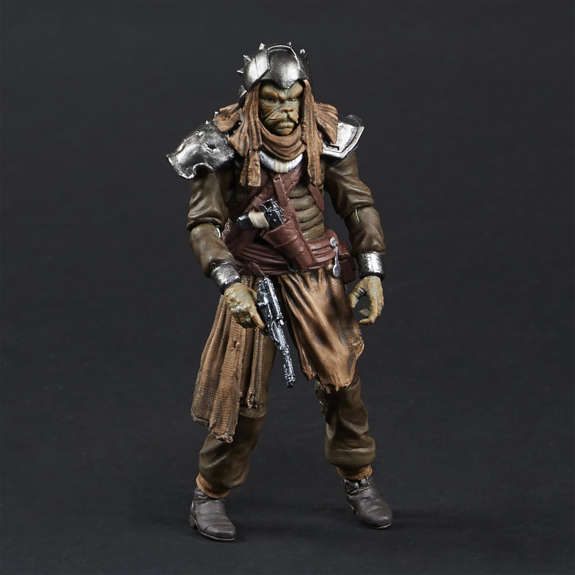 STAR WARS The Vintage Collection The Mandalorian at-ST Raider Toy Vehicle with Figure, Toys for Kids Ages 4 and Up