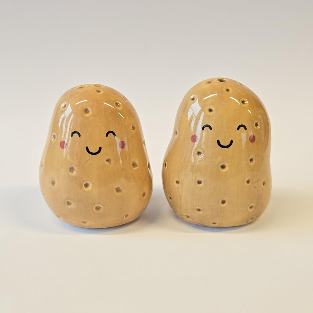 Sass & Belle Cute Potato Salt & Pepper Shakers Set