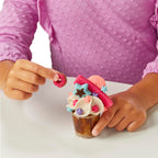 Play-Doh Kitchen Creations – Super Colourful Café Play Food Coffee Toy with 20 Accessories & 8 Pots