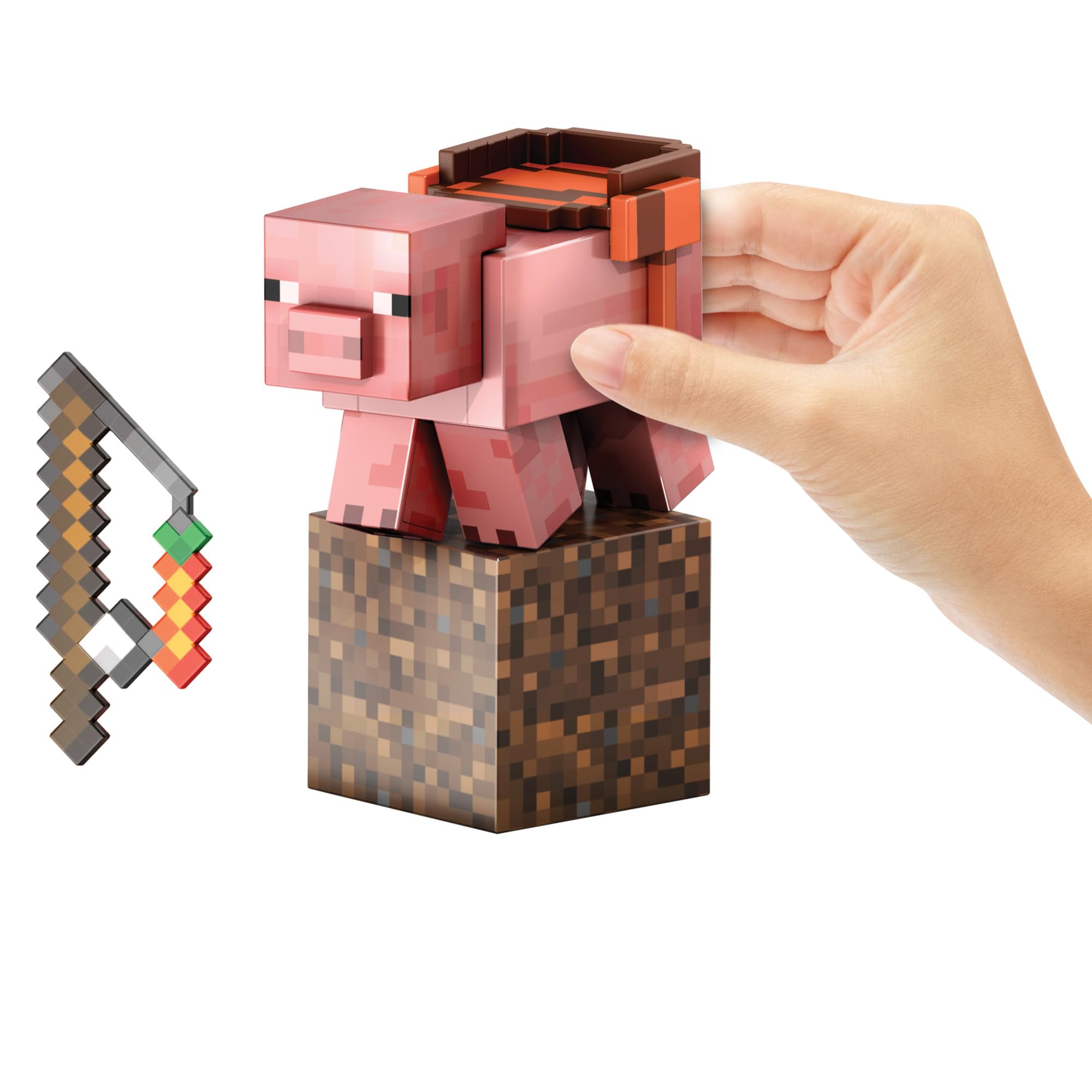 Mattel Minecraft Diamond Level Pig Action Figure with 4 Accessories, 5.5-in
