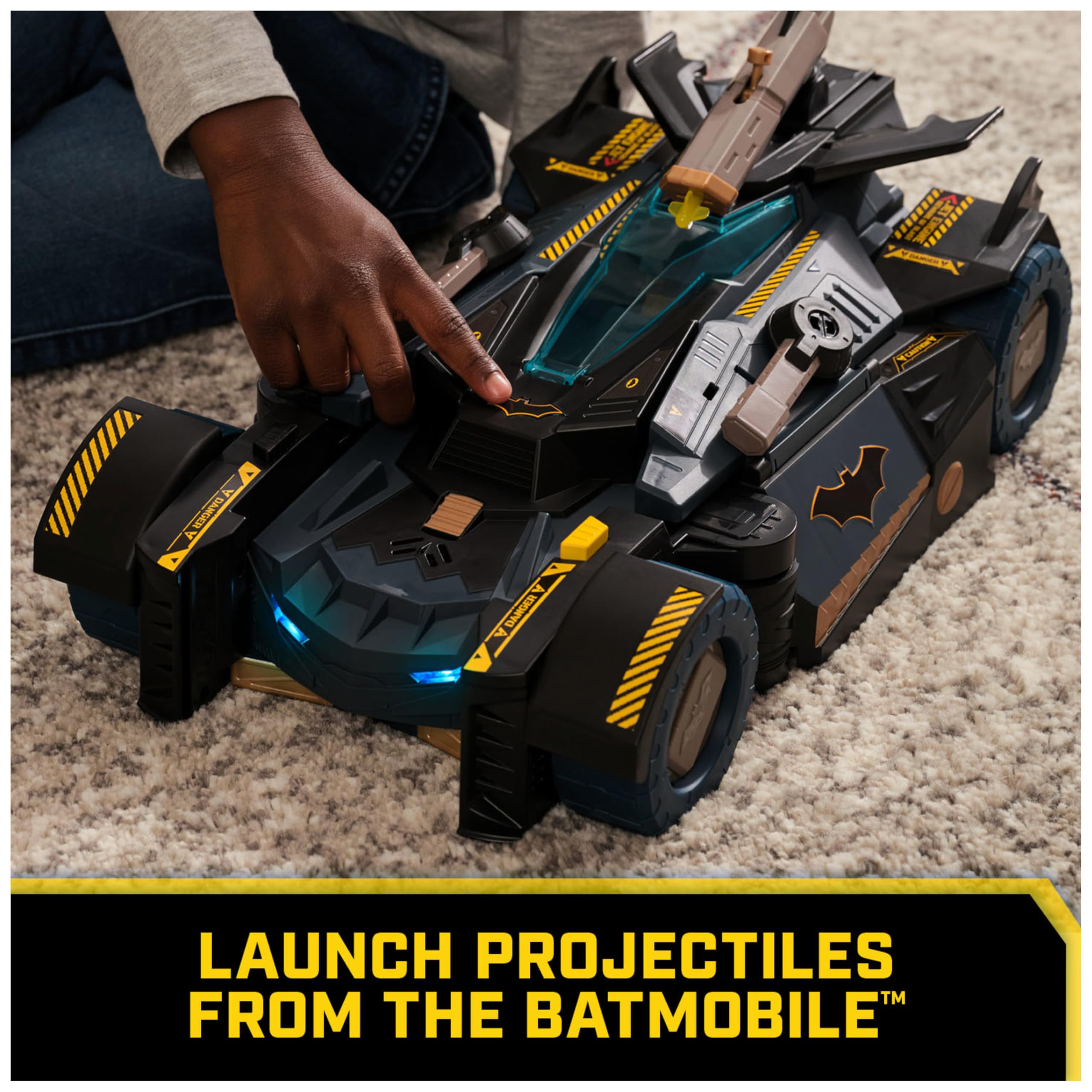 Spin Master DC Batman, Ultimate Transforming Batmobile Playset, 2-in-1 Batman Playset with Exclusive Figure and Glider, Lights and Sounds