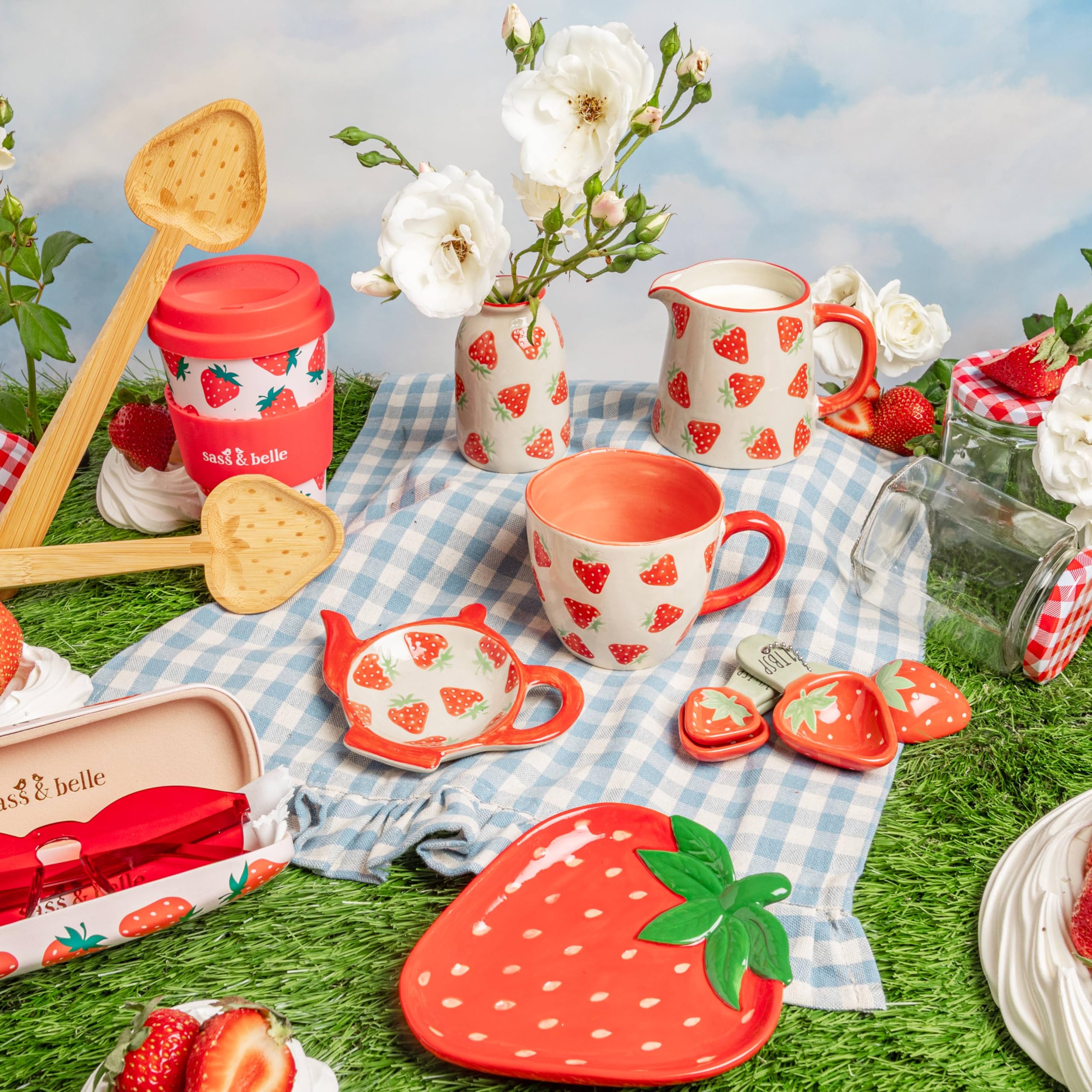 Sass & Belle Cherry/Capybara/Croissant/Strawberry Glasses Case