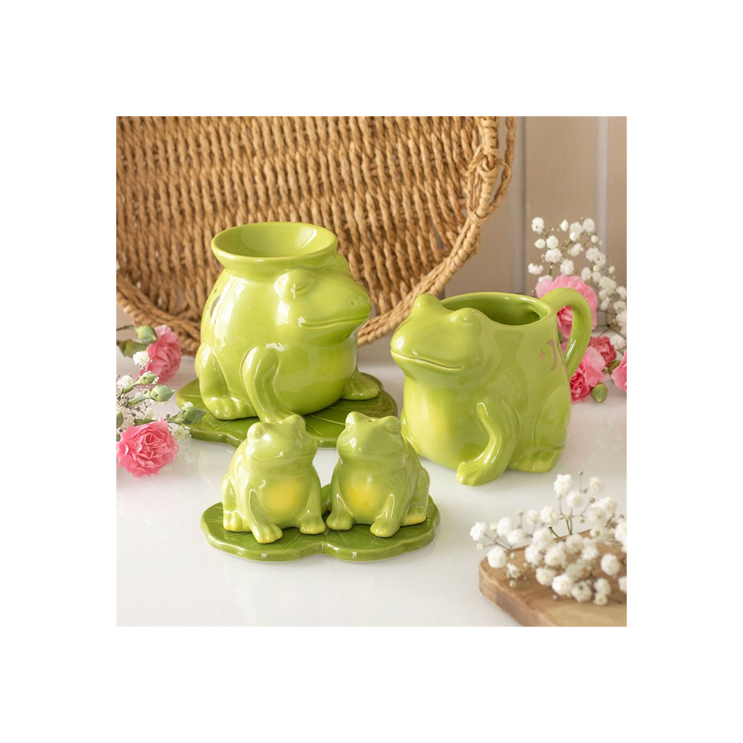 Luna Frog Shaped Mug and Lily Pad Saucer