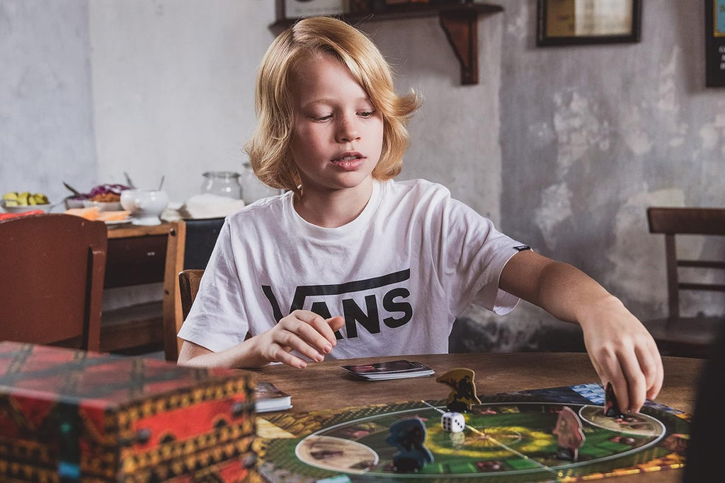 Cartamundi Harry Potter Seek The Snitch Board Game