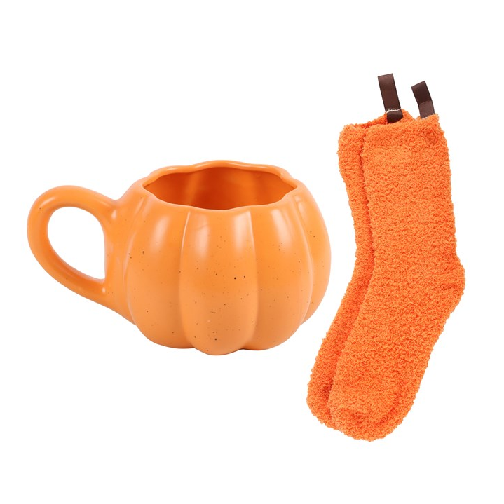 Pumpkin-Shaped Mug & Fluffy Socks Set