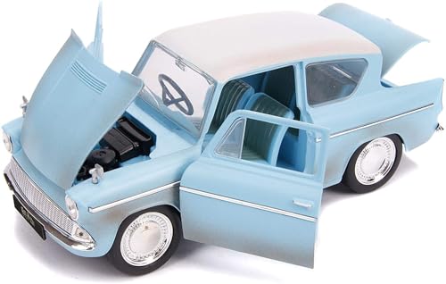Noble Toys Harry Potter Figurine with 1959 Ford Anglia Noble toys