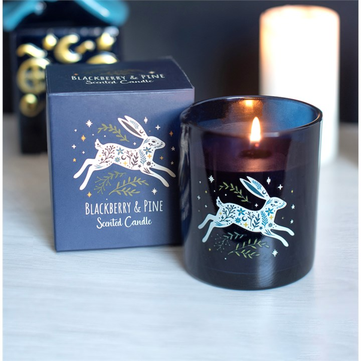 Leaping Hare Blackberry & Pine Scented Candle